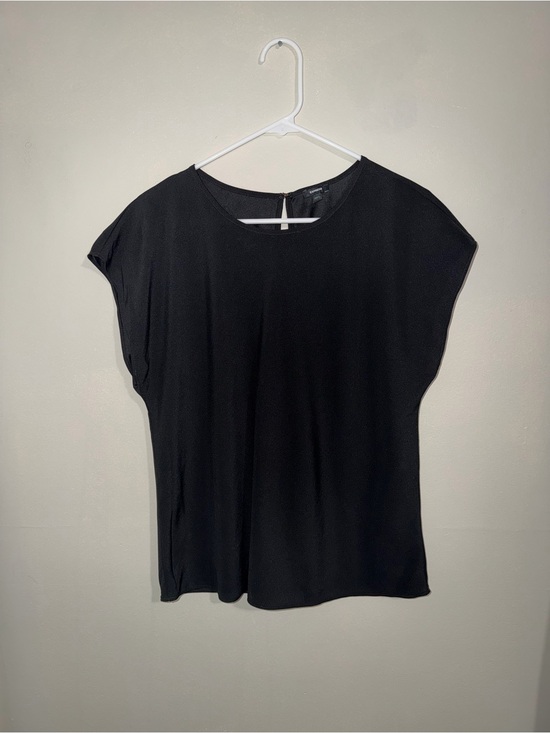 Express Tops - Express Women’s Large Black Short Sleeve Blouse Keyhole Back